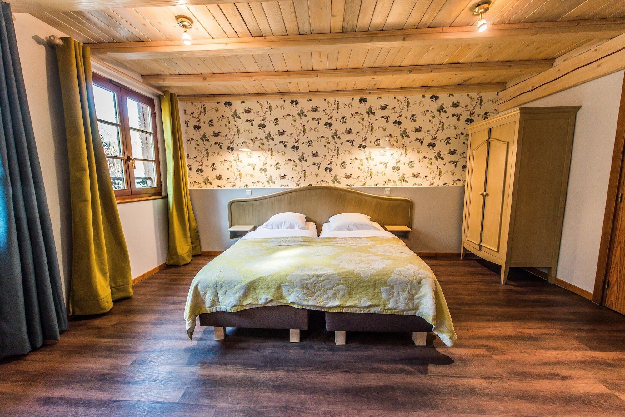 Hotel Au Lion Ribeauville  Ngoại thất bức ảnh