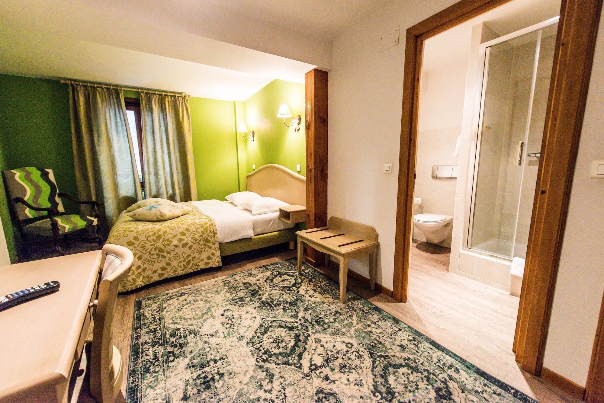 Hotel Au Lion Ribeauville  Ngoại thất bức ảnh