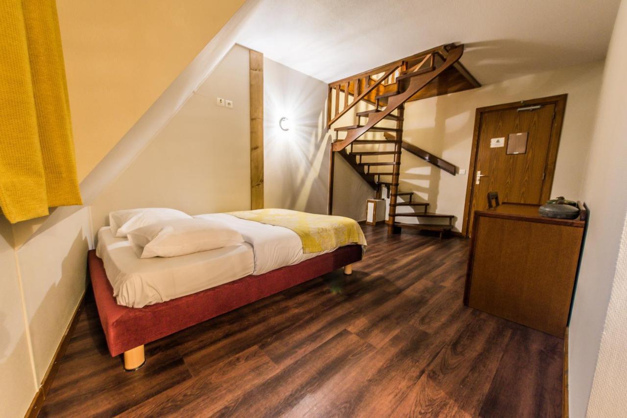 Hotel Au Lion Ribeauville  Ngoại thất bức ảnh